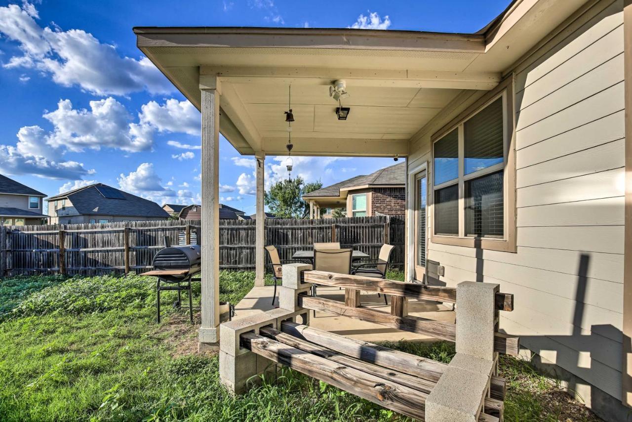 San Antonio Home With Yard About 8 Mi To Lackland! المظهر الخارجي الصورة